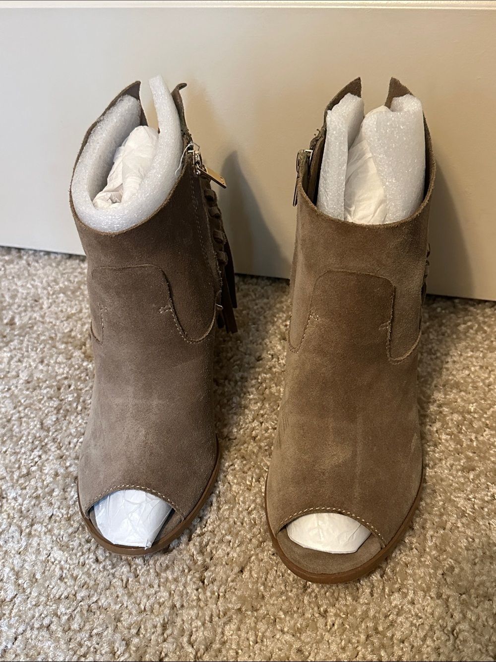 Marc Fisher Taupe Suede Peep-Toe Ankle Block Booties Women's Sz 7.5